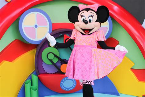 Minnie Mouse takes on the witching hour: a hat for every magical occasion